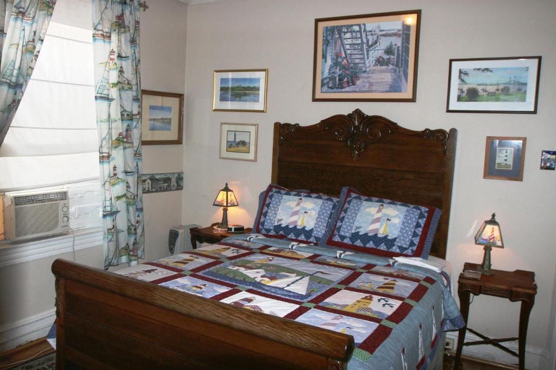 Photo of Bedroom in Downtown Baltimore