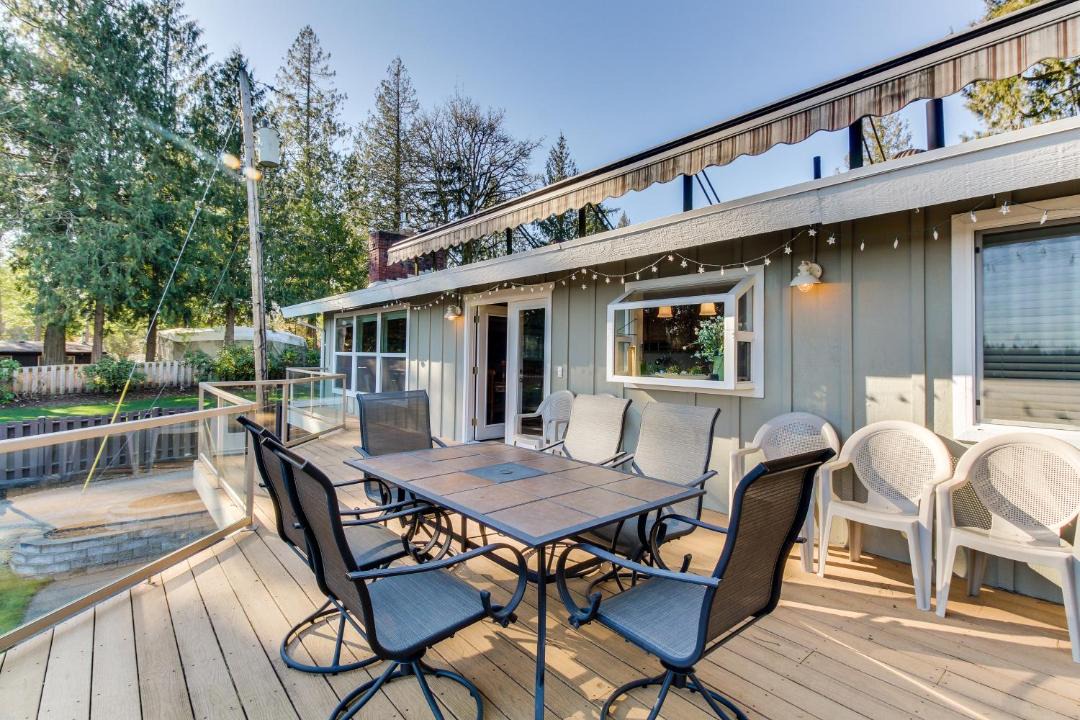 Photo of Patio Balcony in Lake Morton-Berrydale