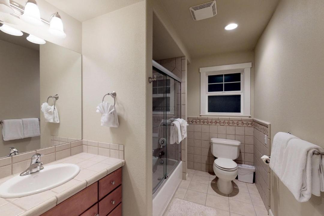 Photo of Bathroom in Orondo