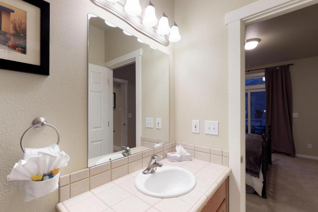 Photo of Bathroom in Orondo