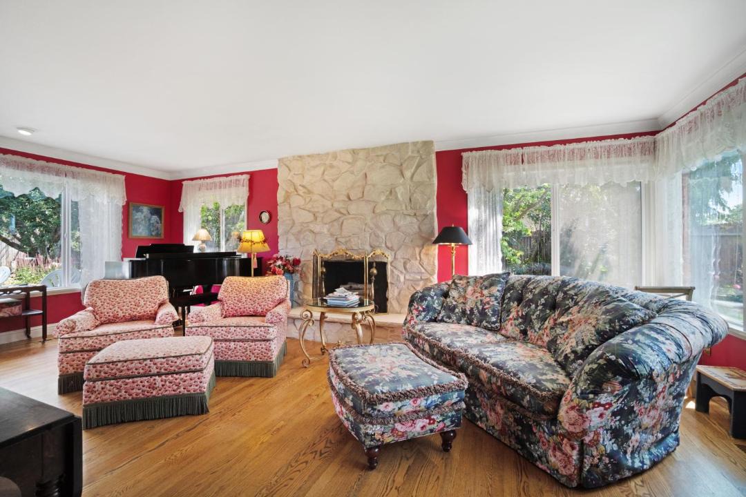Photo of Livingroom in College Place