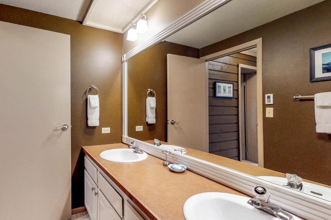 Photo of Others in Elkhorn Village