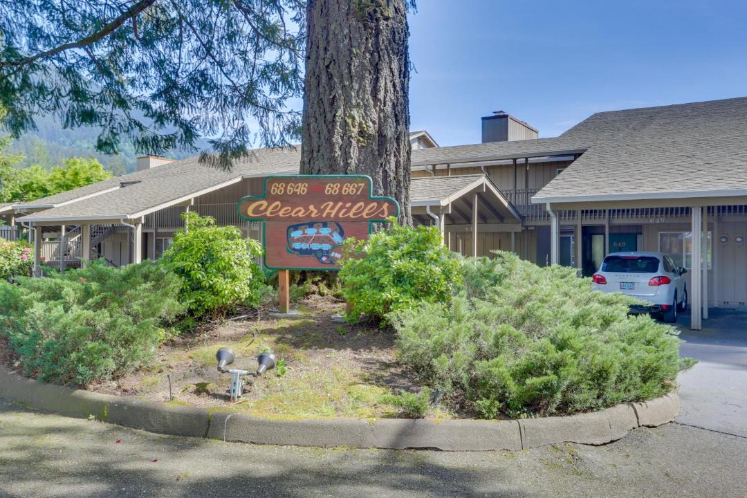 Photo of Others in Welches