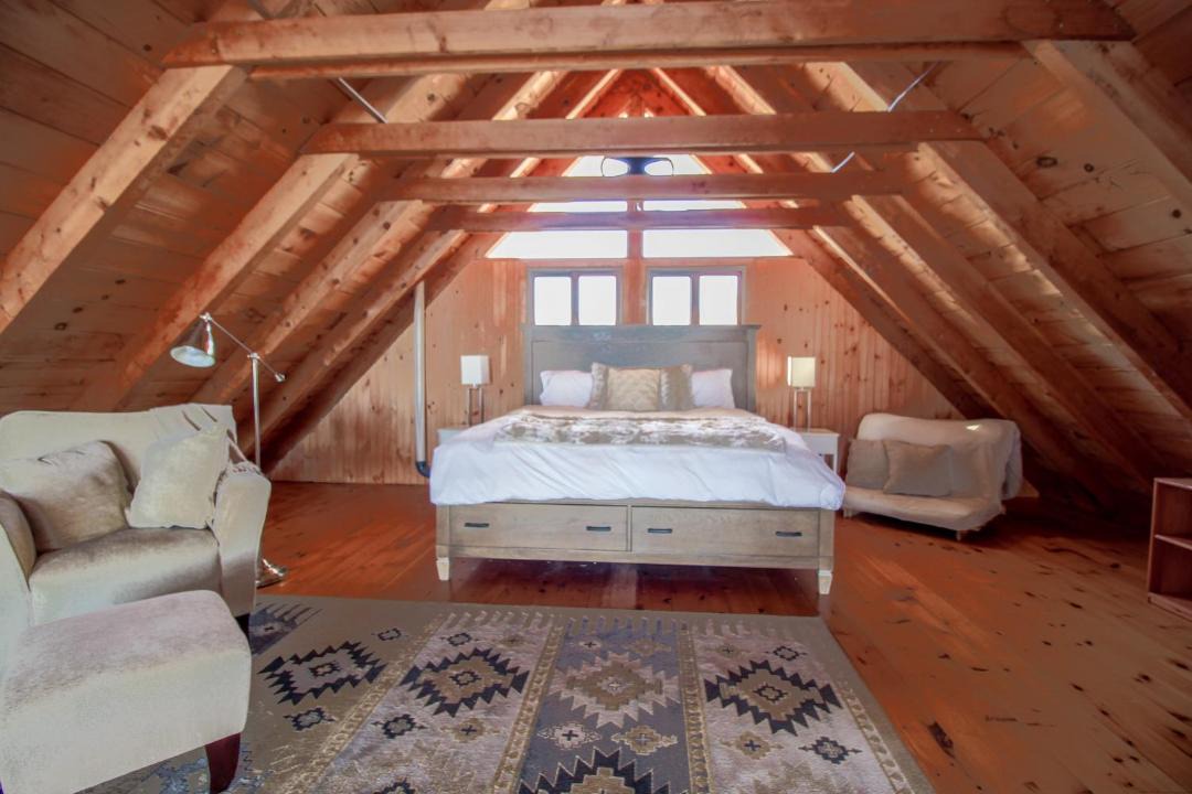 Photo of Bedroom in Waldoboro