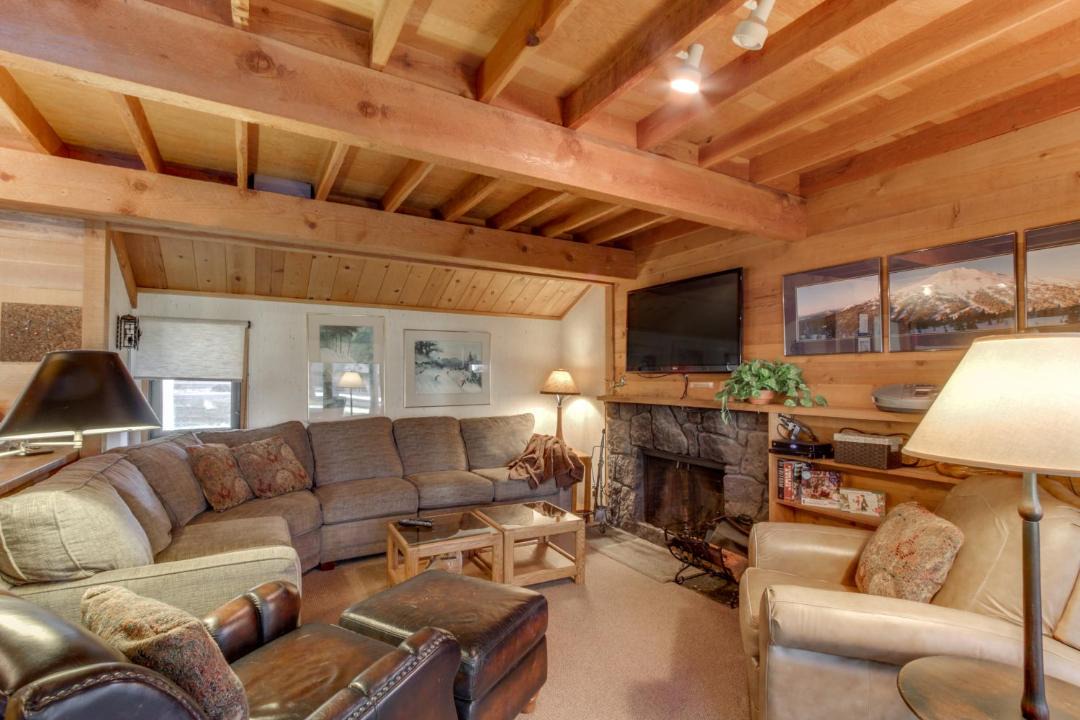 Photo of Livingroom in Sunriver