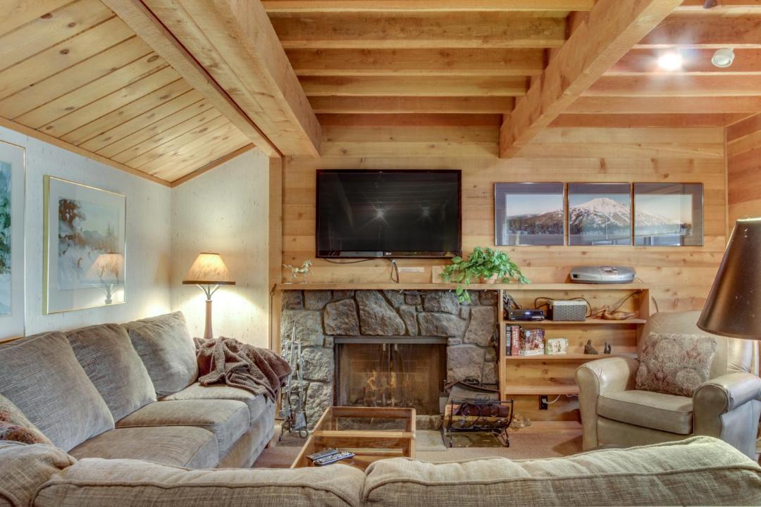 Photo of Livingroom in Sunriver