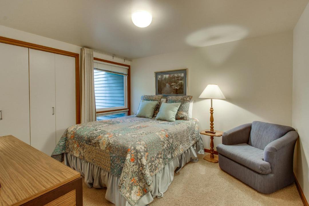 Photo of Bedroom in Overlook Park