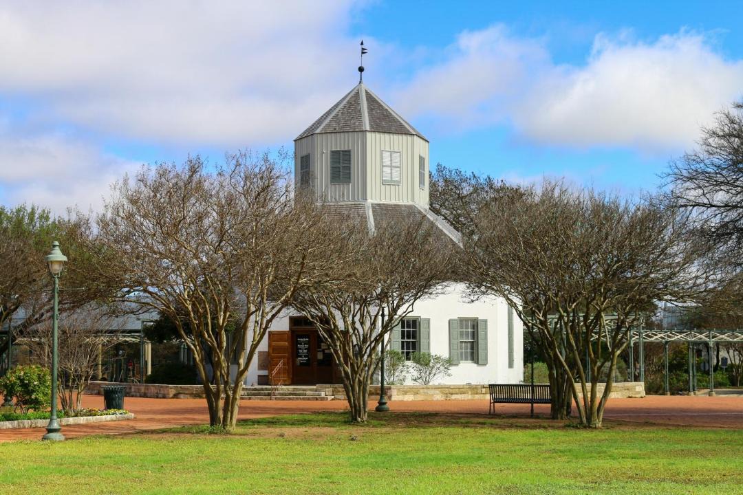 Photo of Buildings in Fredericksburg