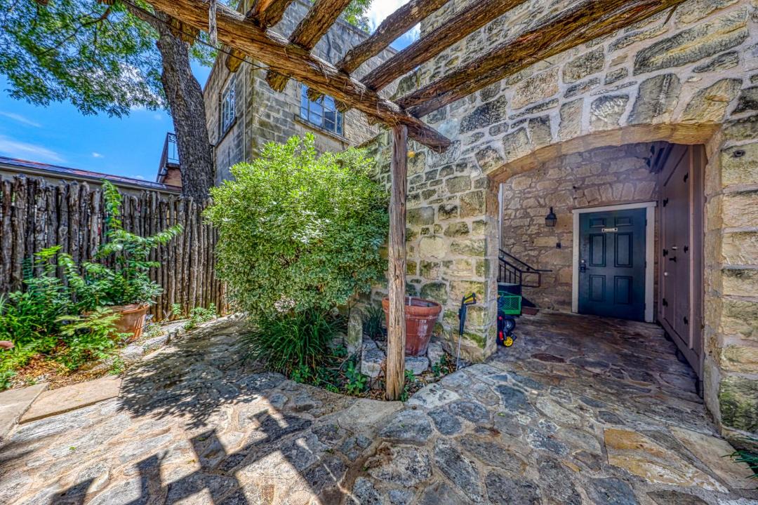 Photo of Buildings in Fredericksburg