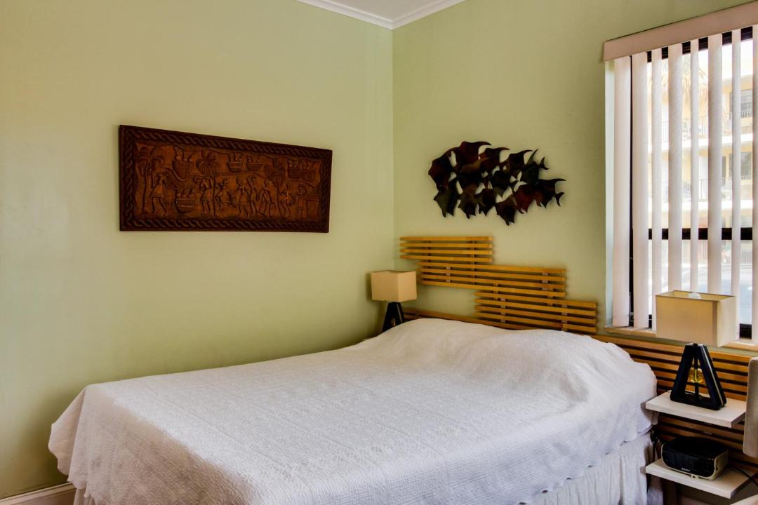 Photo of Others in Hollywood