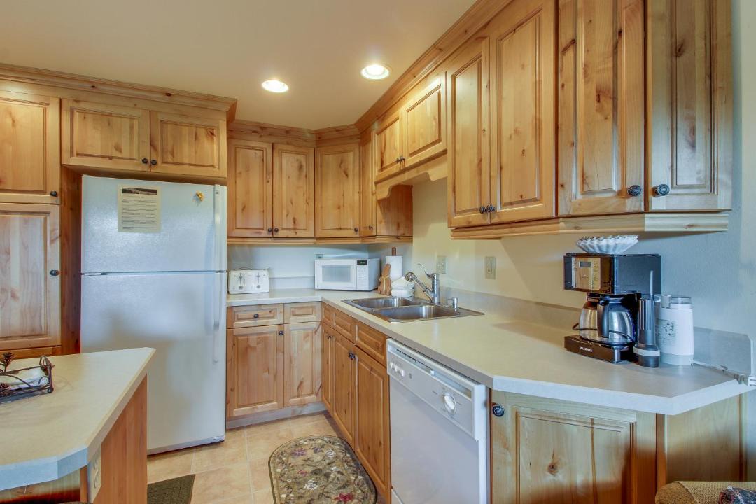 Photo of Kitchen in Overlook Park