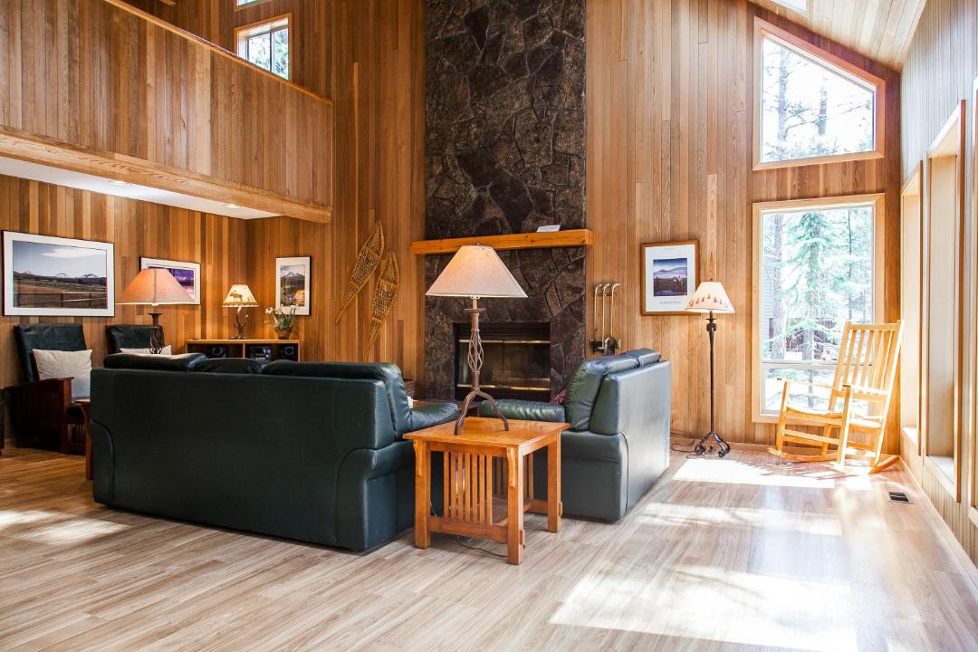 Photo of Livingroom in Black Butte Ranch