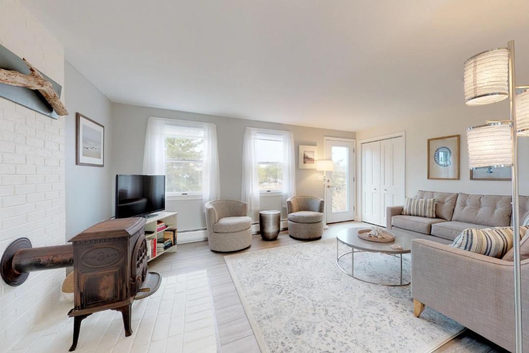 Photo of Livingroom in North Truro