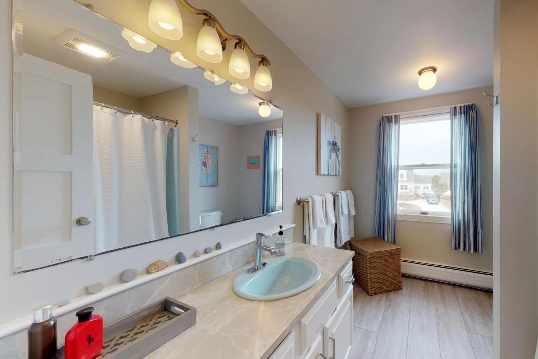 Photo of Livingroom in North Truro