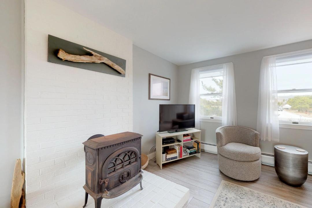 Photo of Livingroom in North Truro
