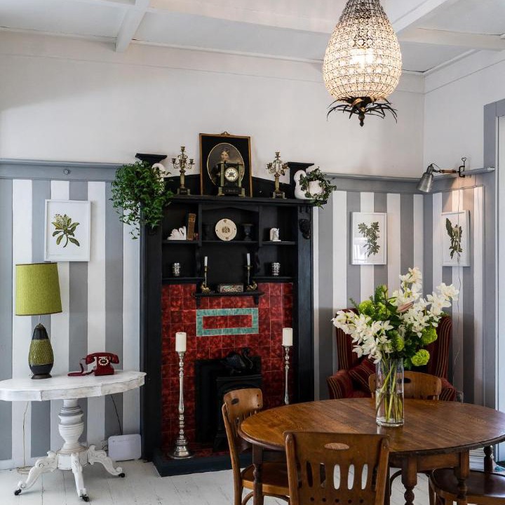 Photo of Livingroom in Russell