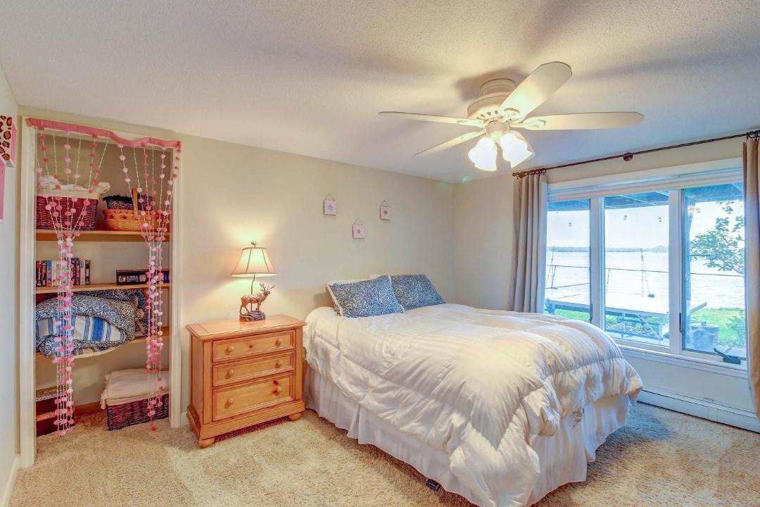Photo of Bedroom in South Hero