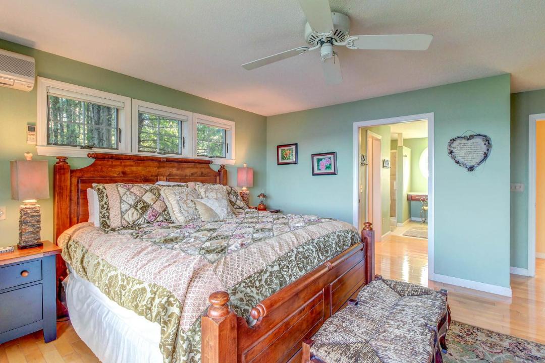 Photo of Bedroom in South Hero