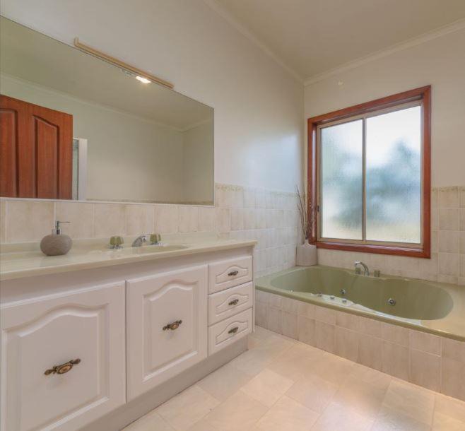 Photo of Bathroom in East Wangaratta
