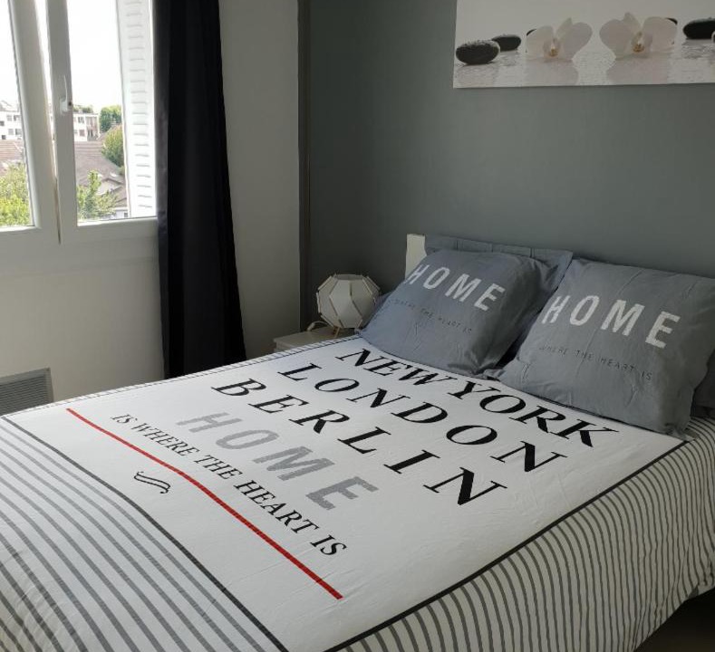 Photo of Bedroom in Saint-Martin-d'Heres
