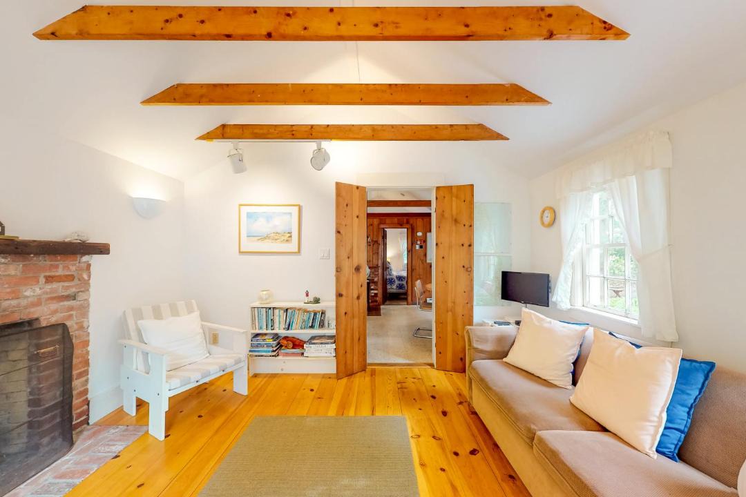 Photo of Livingroom in North Eastham