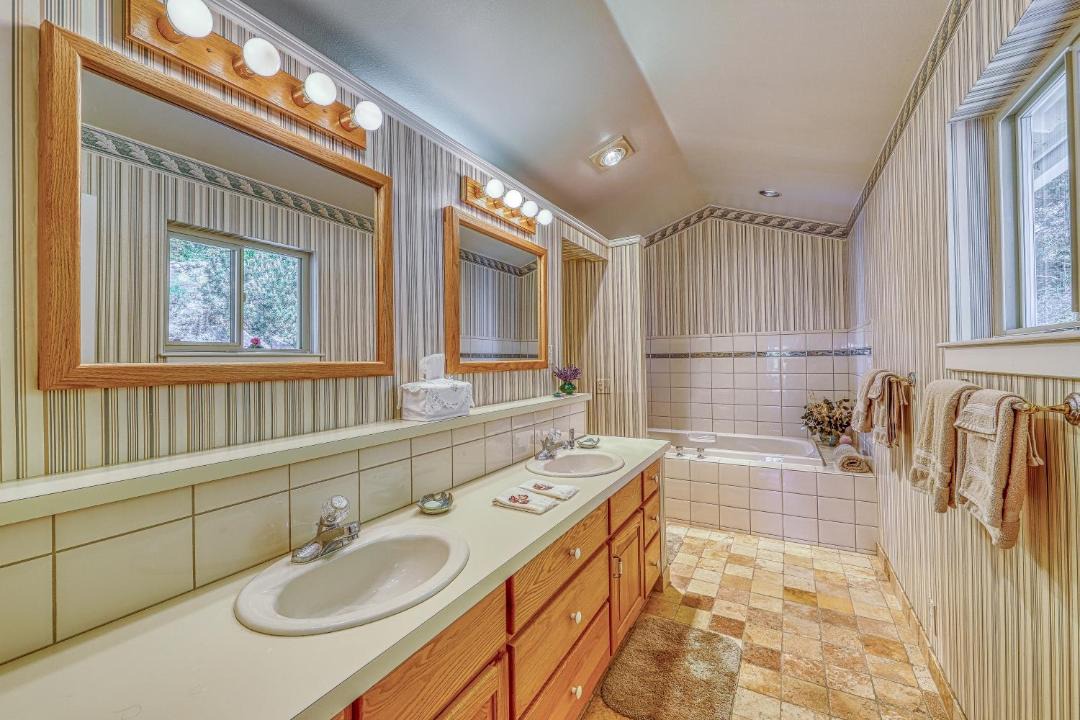 Photo of Bathroom in Olga