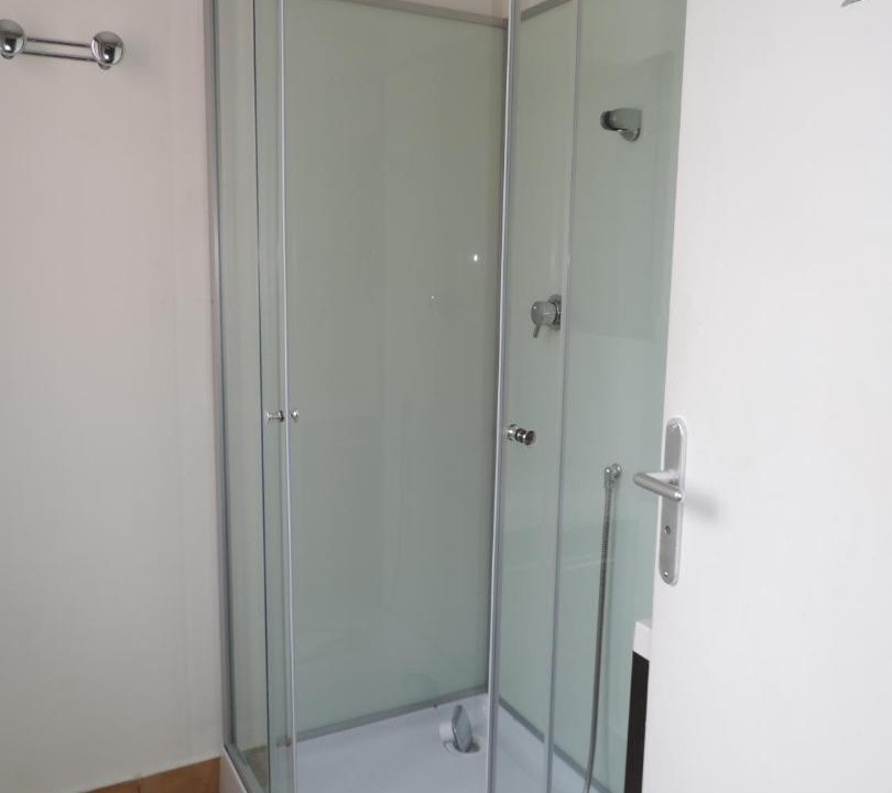 Photo of Bathroom in Illiers-Combray