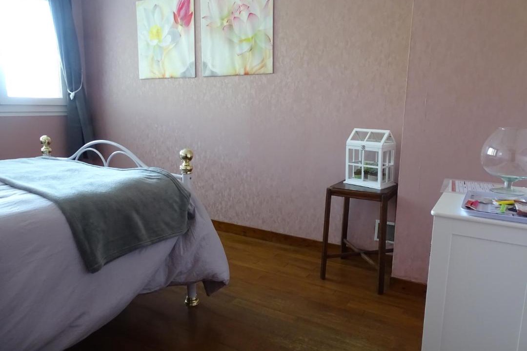 Photo of Others in Esbarres