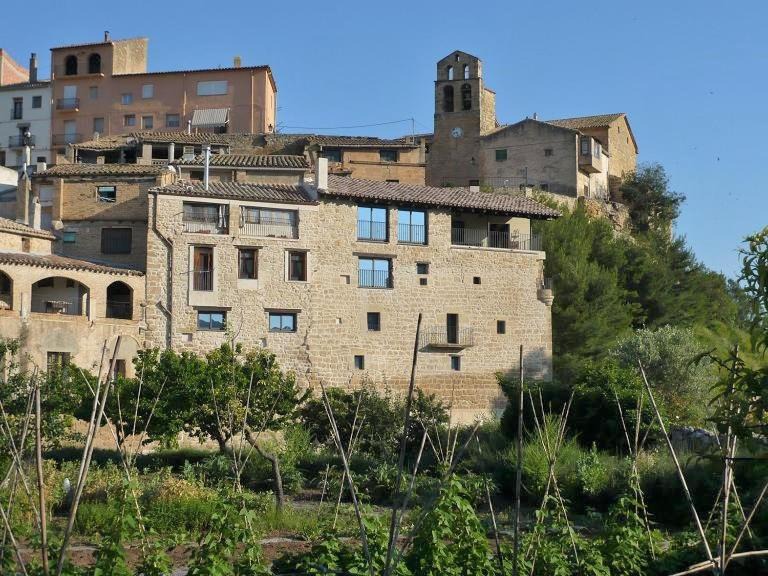 Photo of Buildings in Arens de Lledo
