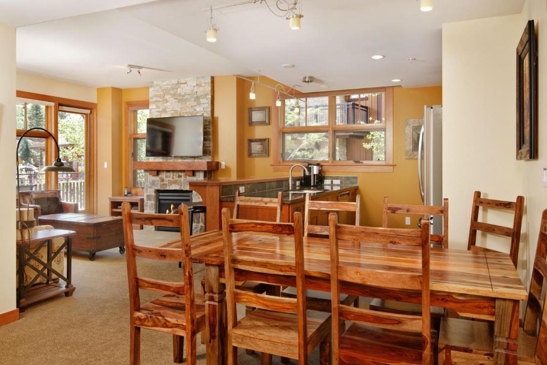 Photo of Livingroom in Snowmass Village