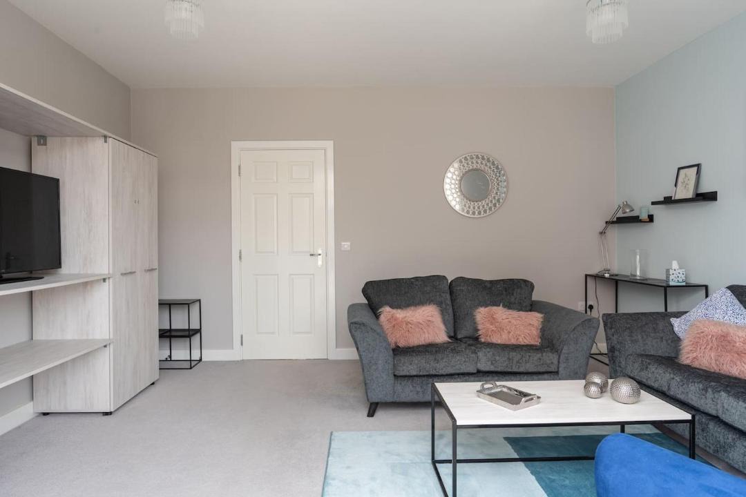 Photo of Livingroom in Bletchley