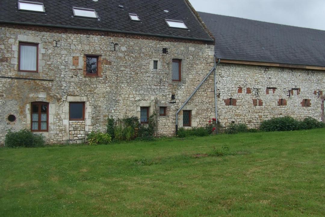 Photo of Buildings in Bossus-les-Rumigny