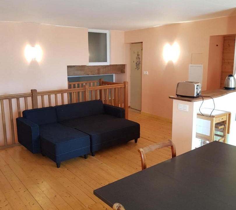 Photo of Others in Saint-Lothain