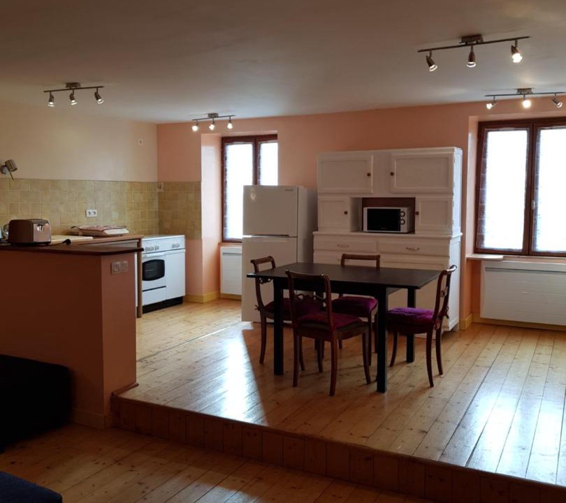 Photo of Others in Saint-Lothain