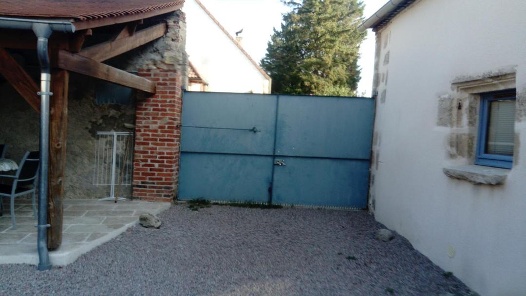 Photo of Others in Louchy-Montfand