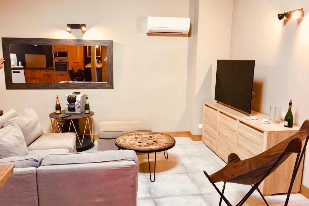 Photo of Livingroom in Le Mesnil-sur-Oger