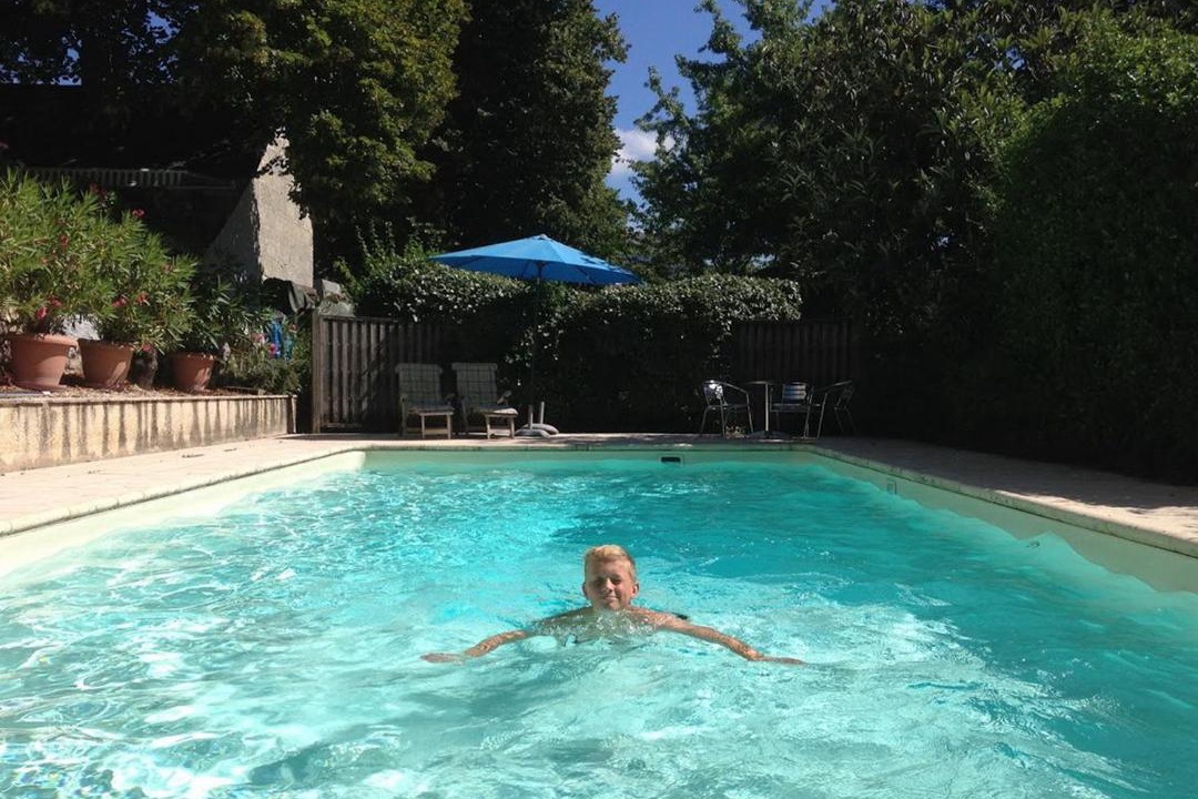 Photo of Human In Picture in Brive-la-Gaillarde