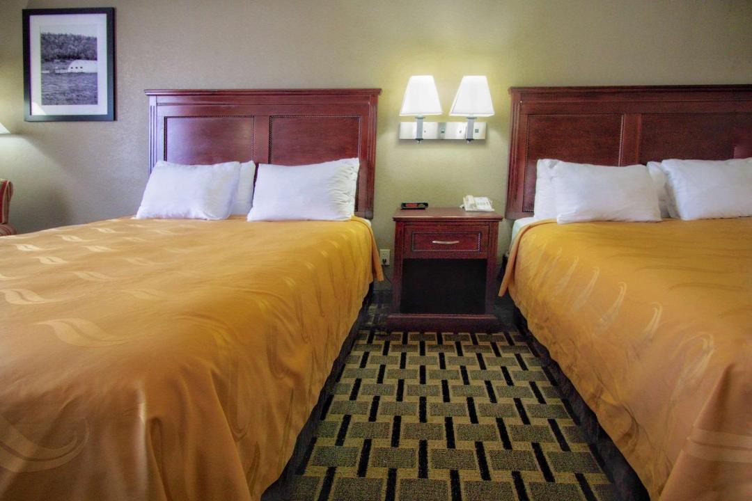 Photo of Bedroom in Moore