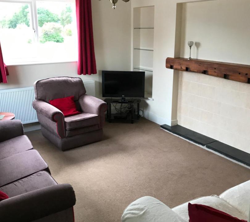 Photo of Livingroom in Ellesmere Port