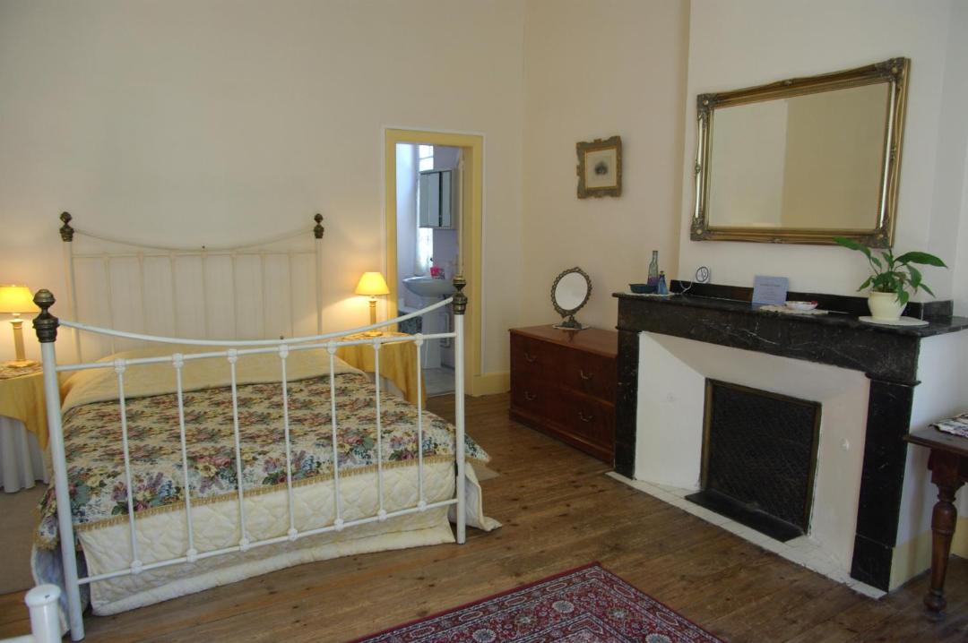 Photo of Others in Leran