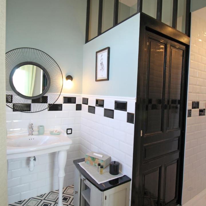 Photo of Others in Chalus