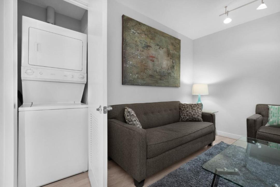 Photo of Livingroom in Downtown Washington D.C.