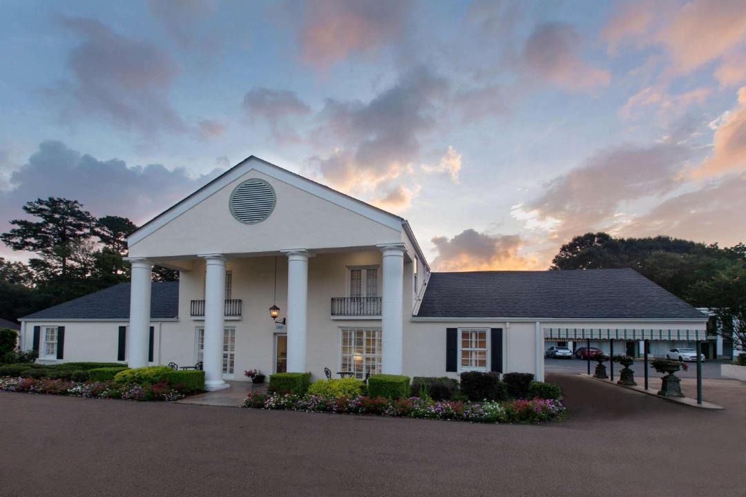 Photo of Others in Natchez