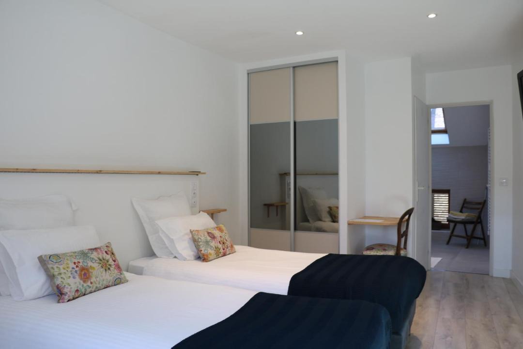 Photo of Bedroom in Nuits-Saint-Georges