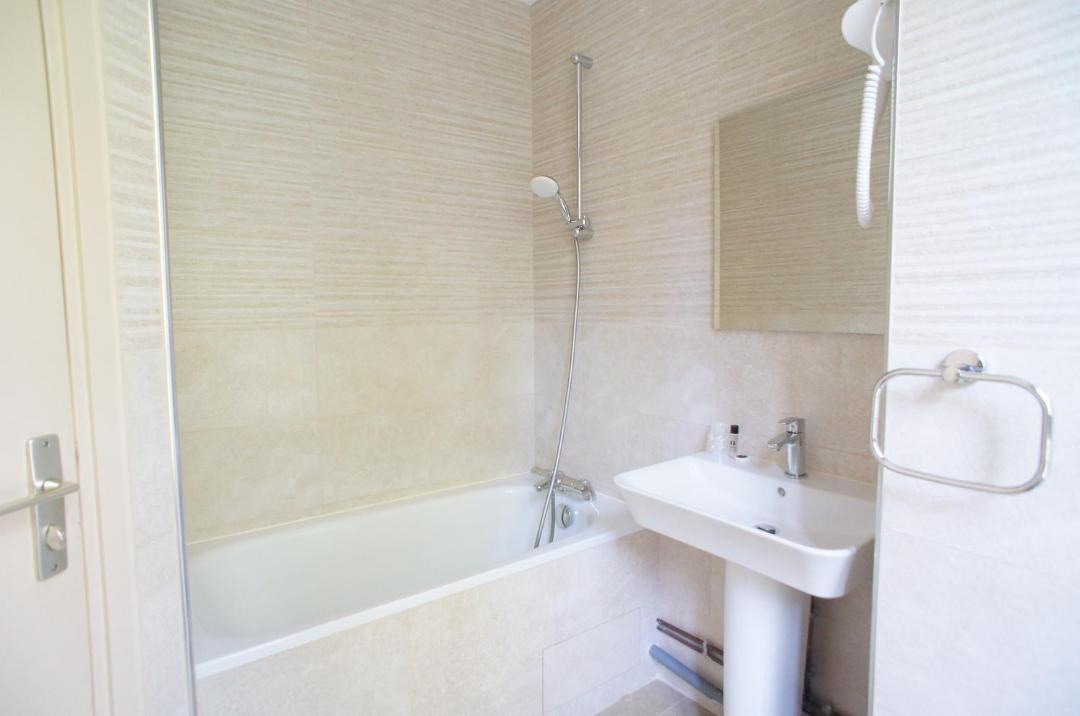 Photo of Bathroom in Silly-Gallieni