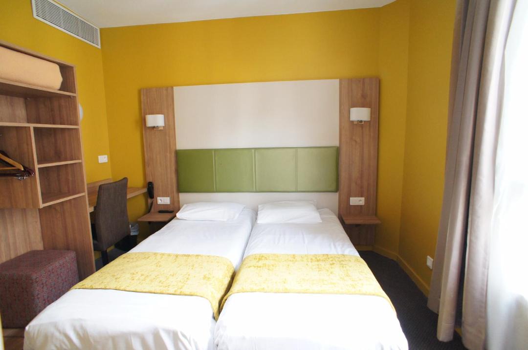 Photo of Bedroom in Silly-Gallieni