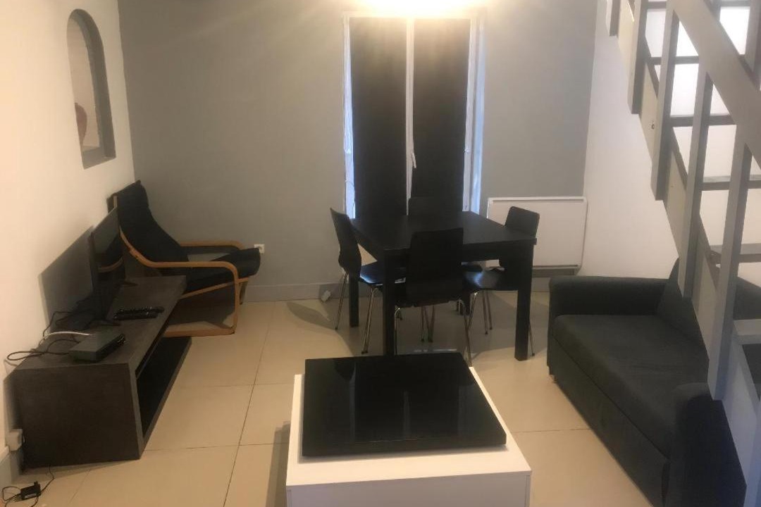 Photo of Livingroom in Villiers-Saint-Frederic