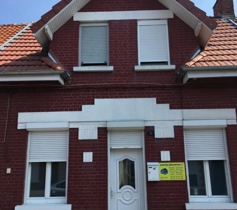 Photo of Buildings in Albert