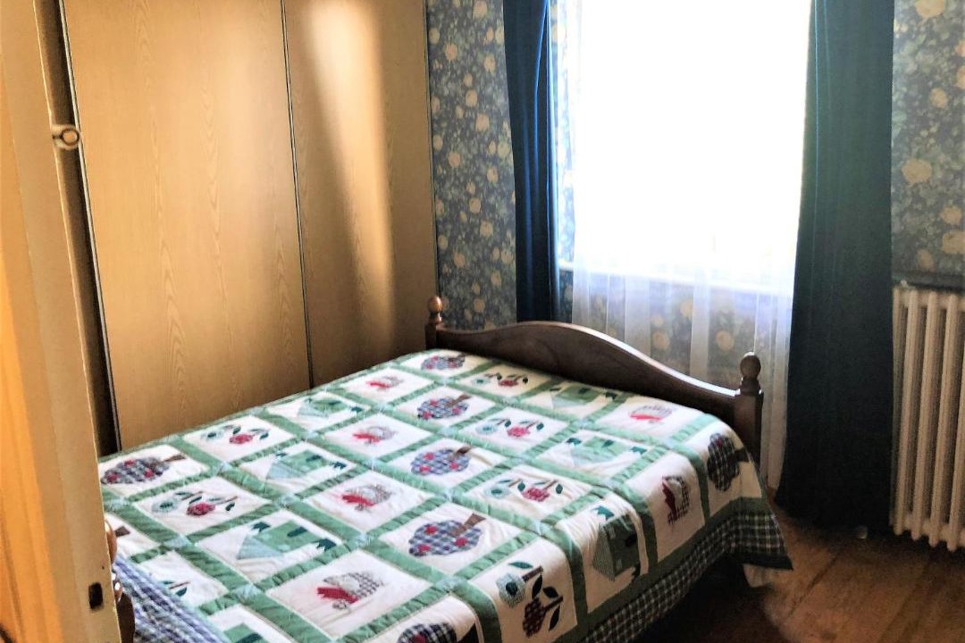 Photo of Bedroom in Issoire