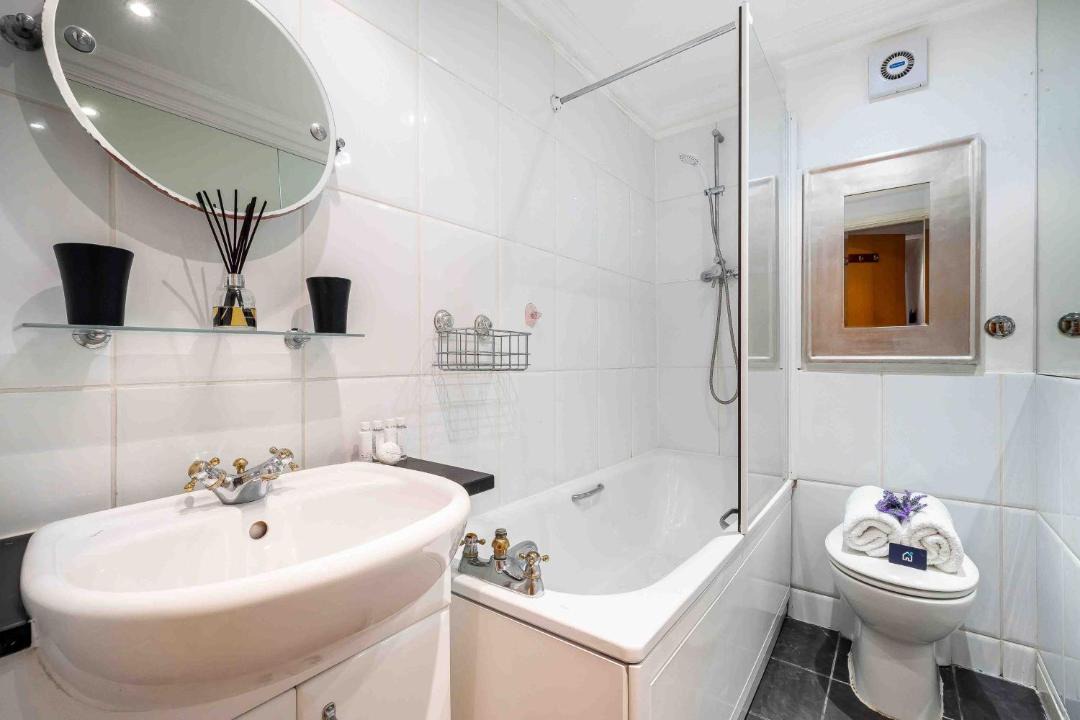 Photo of Bathroom in West Brompton